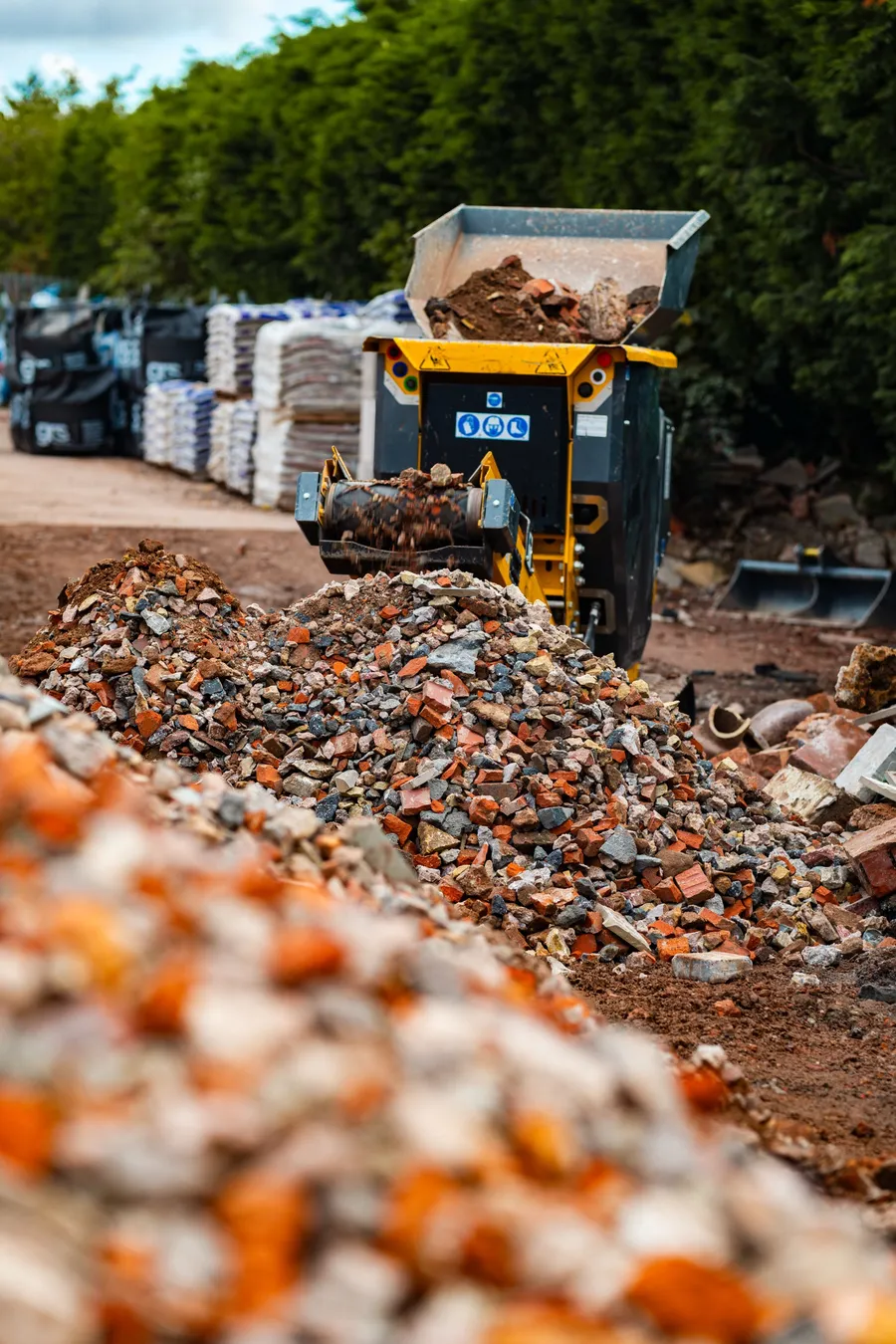 Crushed concrete and brick aggregate coming off the CR450 conveyor