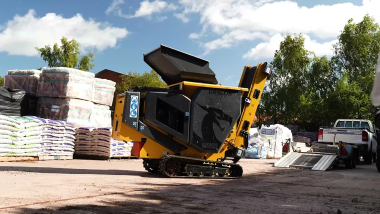 Dragon Equipment CR450 tracked crusher manoeuvring in the yard